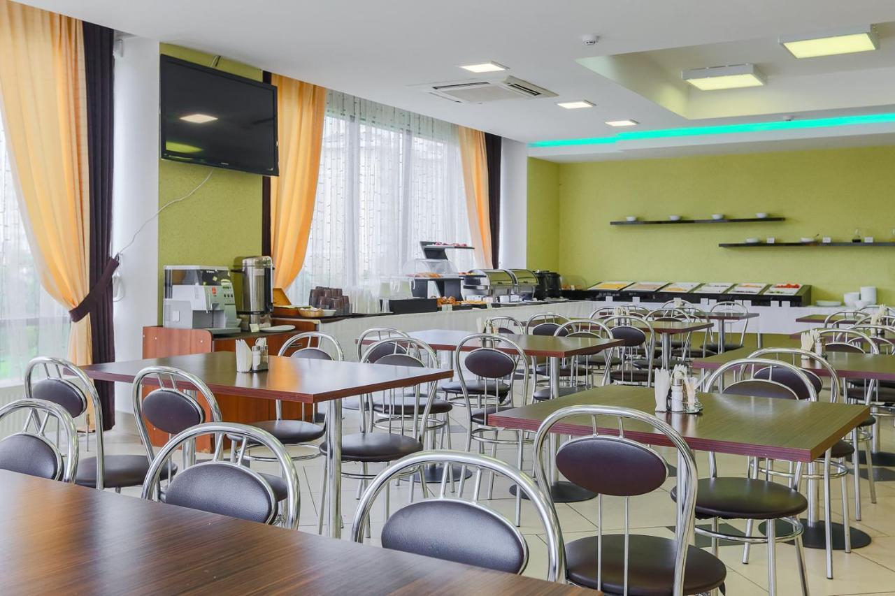 Sport Time Hotel Minsk Exterior foto