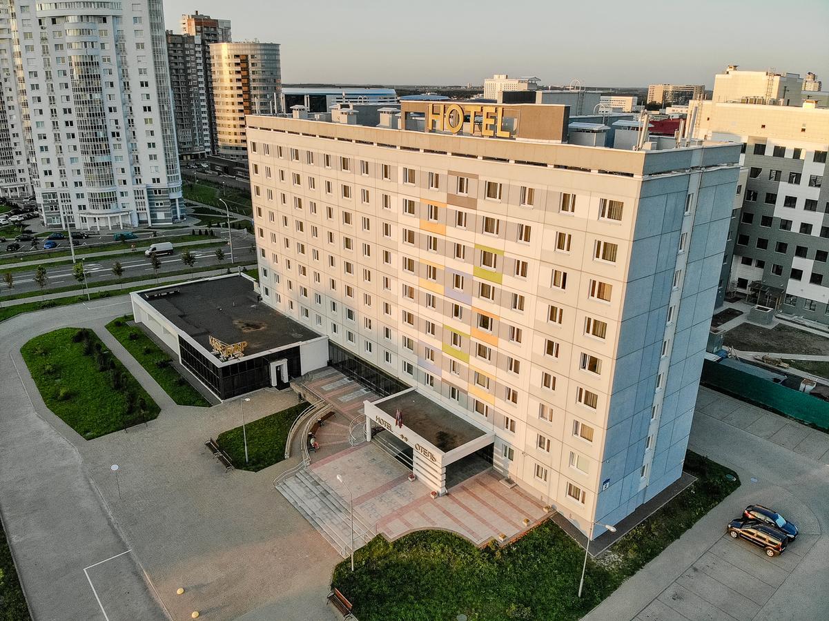 Sport Time Hotel Minsk Exterior foto